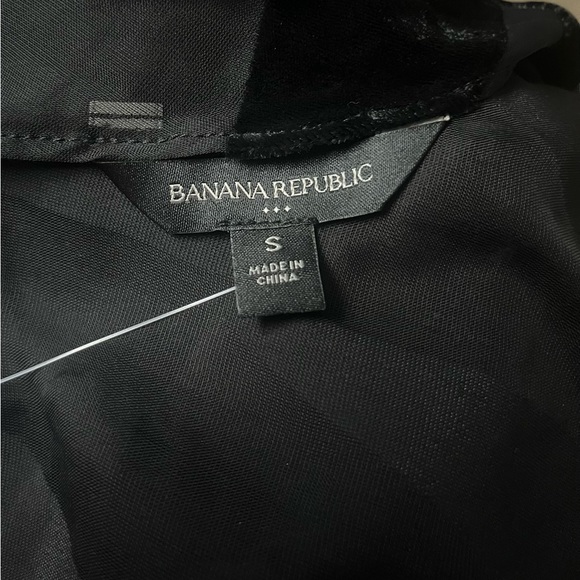 Velvet burnout blouse with open back NWT - Picture 6 of 7